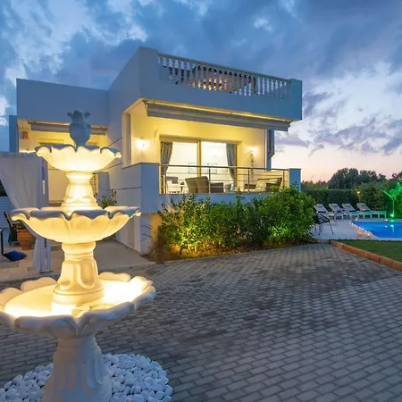 Aphrodite Luxury Villa