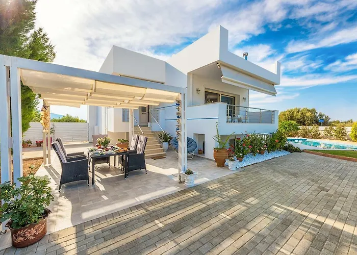 Aphrodite Luxury Villa