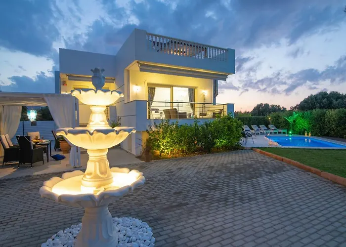 Aphrodite Luxury וילה